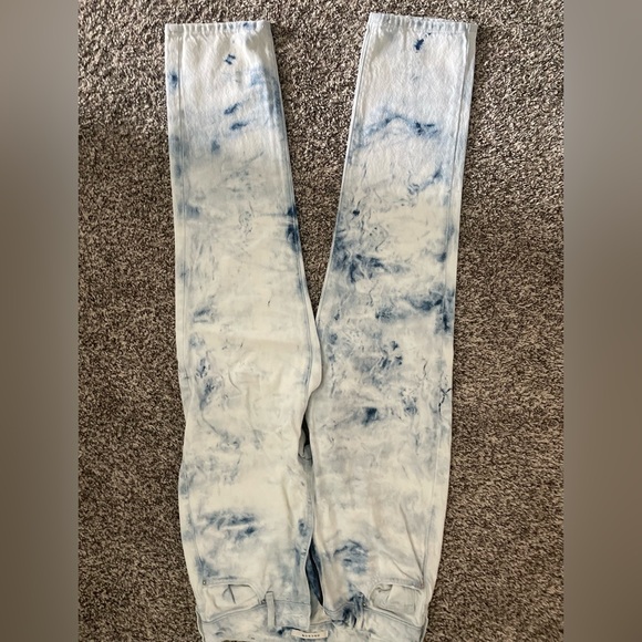 PacSun Tie Dye Mom Jeans - Picture 4 of 4